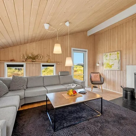 Hjalma - From The Sea By Interhome Feriehus *