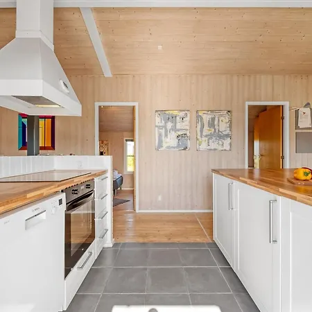 Hjalma - From The Sea By Interhome